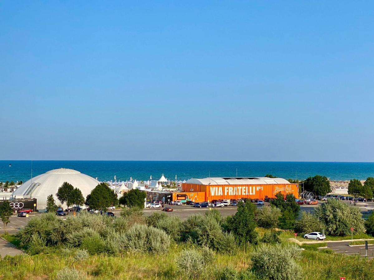 Catalina Summerland Apartaments Mamaia Nord מראה חיצוני תמונה