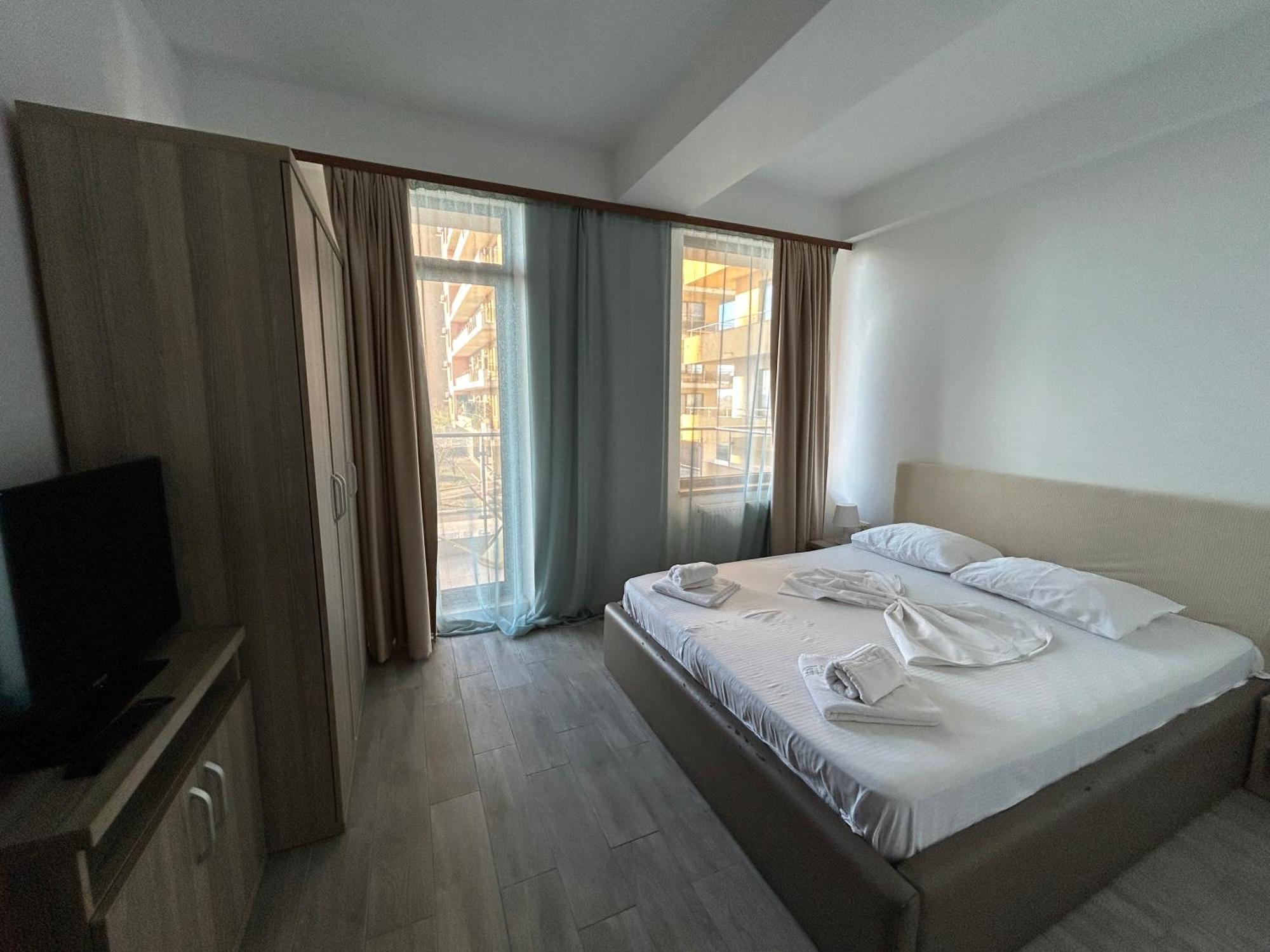 Catalina Summerland Apartaments Mamaia Nord מראה חיצוני תמונה
